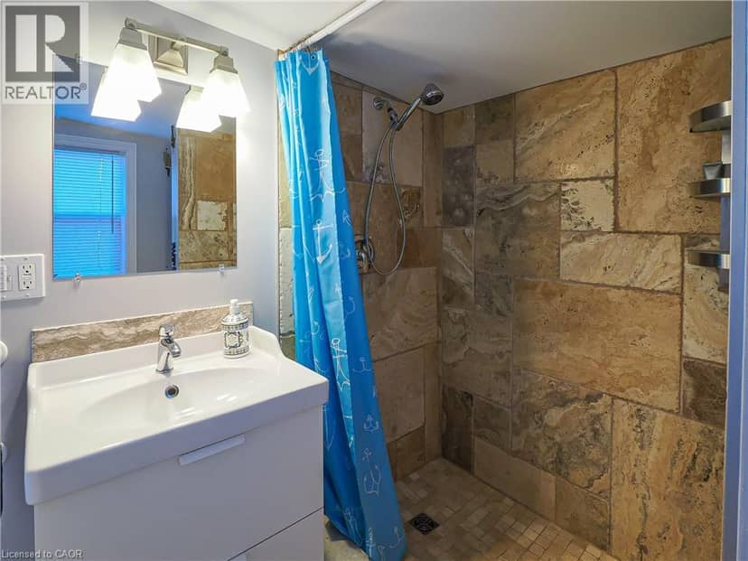 49 BROWN Street — photo 14 of 22