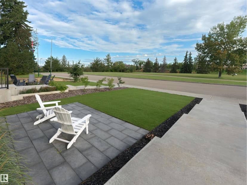 8707 Strathearn Cr NW, Edmonton, photo 5