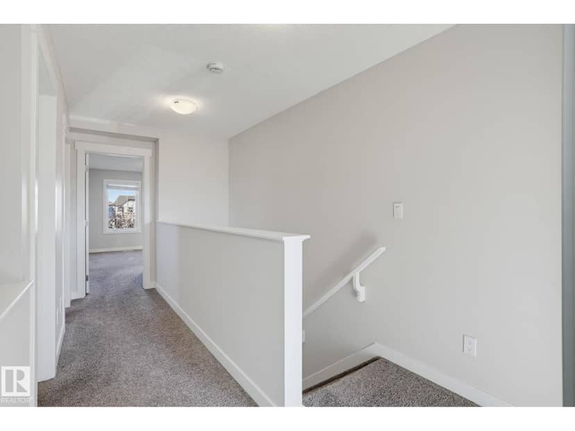 6117 176A AV NW — photo 9 of 21