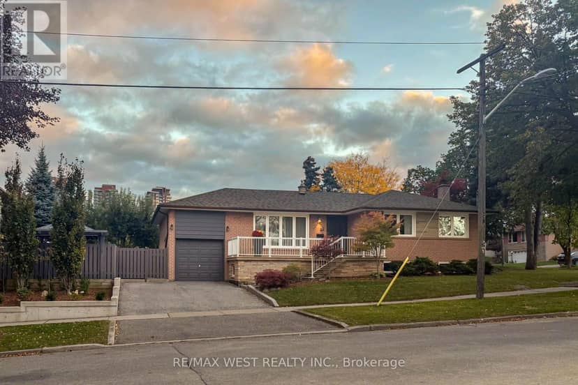 82 Renault Crescent, Toronto