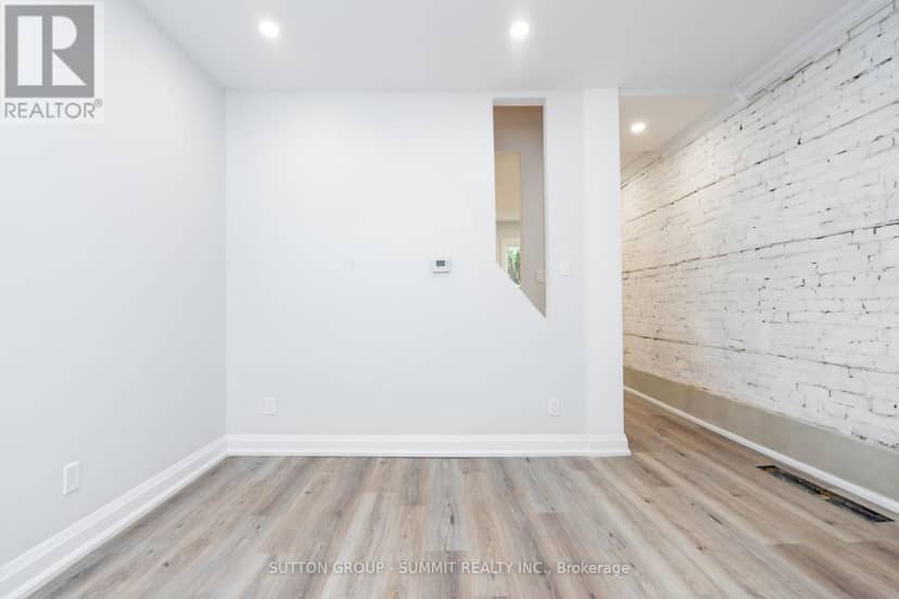 100 Rosethorn Avenue, Toronto, photo 6