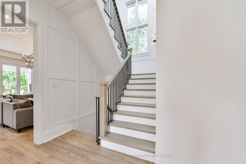 343 Douglas Avenue — photo 10 of 23