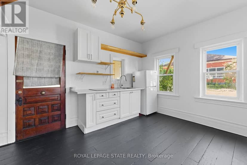 8 Tasker Street, St. Catharines, photo 8