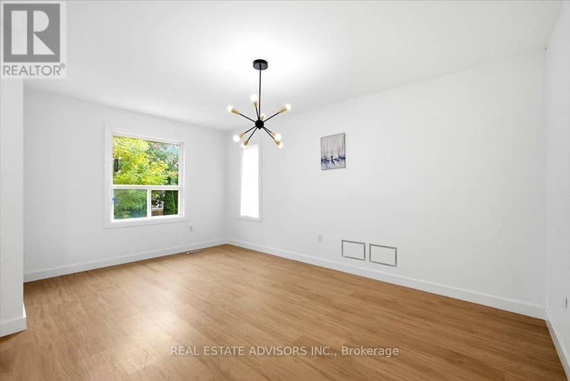 64 Acorn Crescent — photo 18 of 40