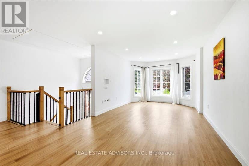 64 Acorn Crescent — photo 12 of 40