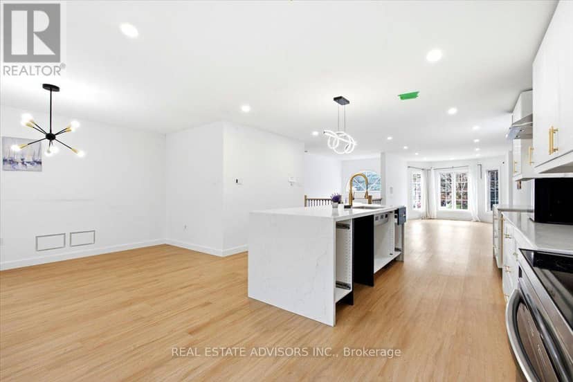 64 Acorn Crescent — photo 16 of 40