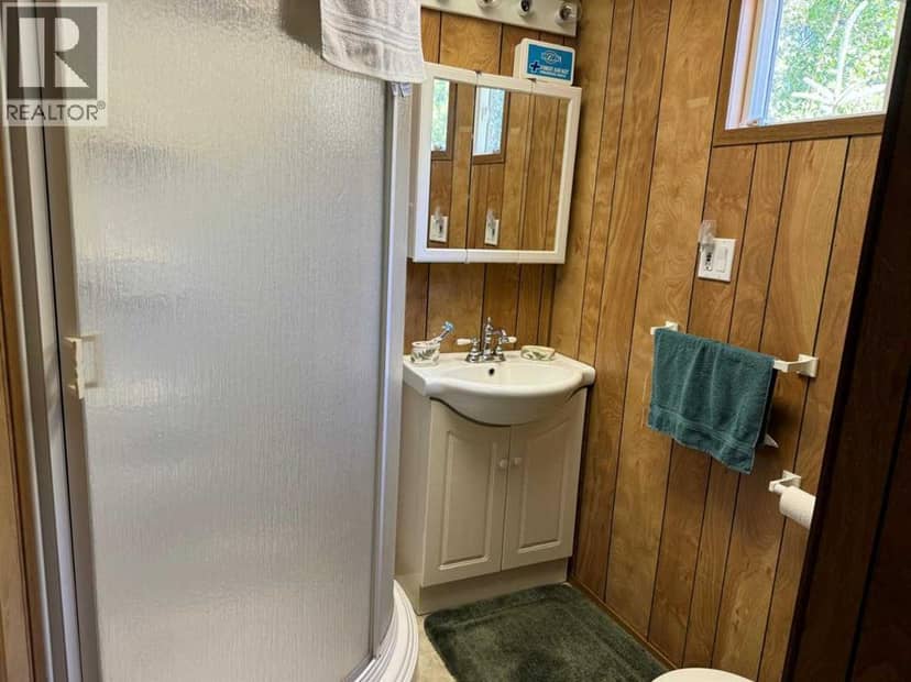 15,  Cosy Cove Campground — photo 10 of 21