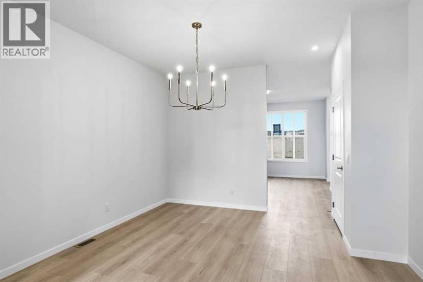 131 Royston Way NW — photo 16 of 40
