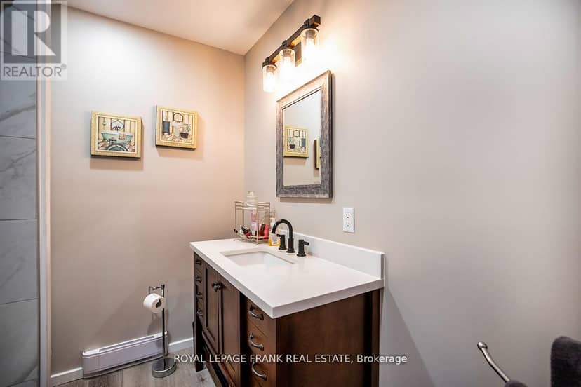 9 - 433 May Street — photo 19 of 28