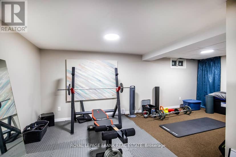 9 - 433 May Street — photo 23 of 28