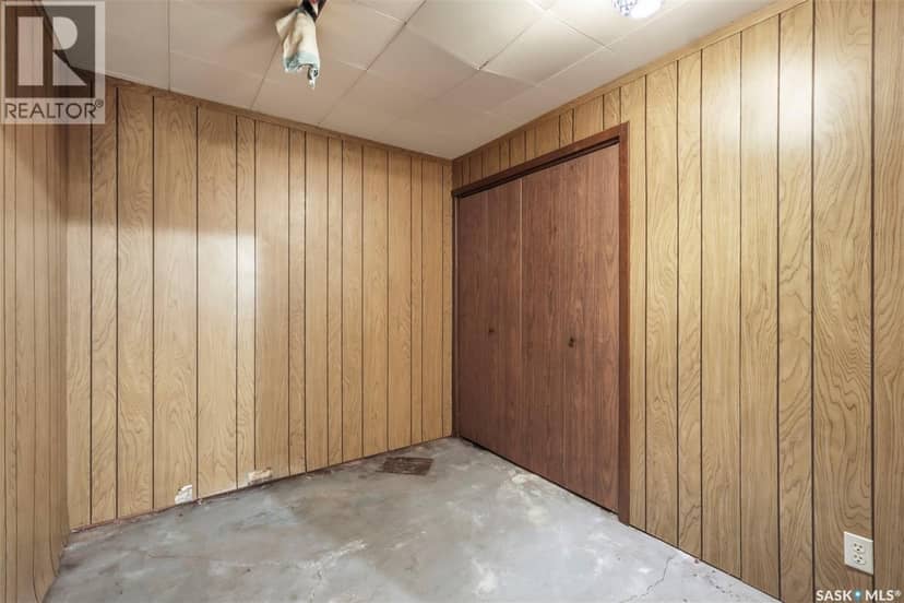 370 Taylor AVENUE — photo 18 of 35
