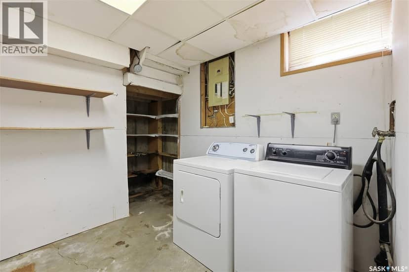 370 Taylor AVENUE — photo 19 of 35