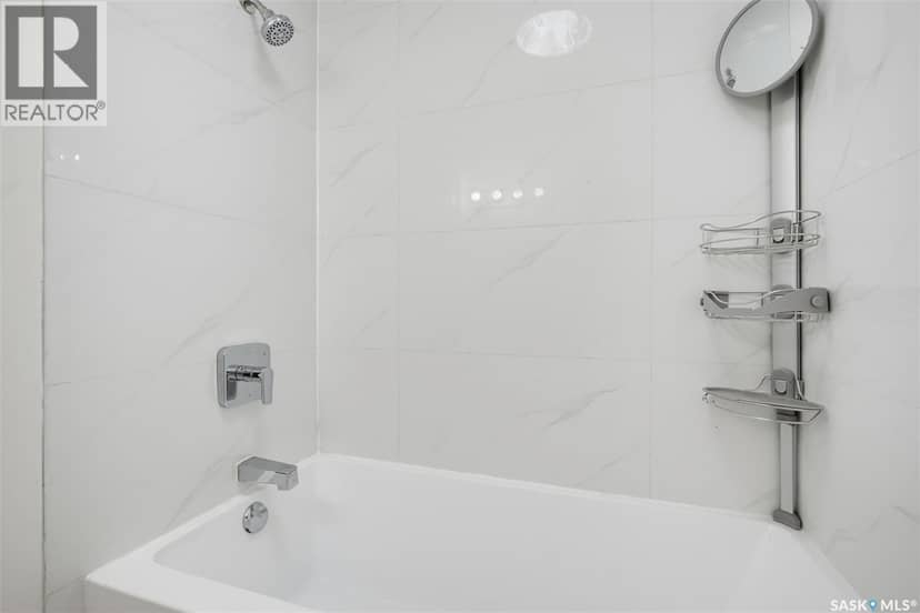 1228 1st AVENUE — photo 15 of 28