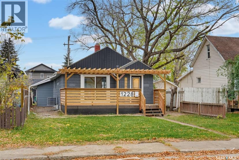 1228 1st AVENUE, Saskatoon, photo 2