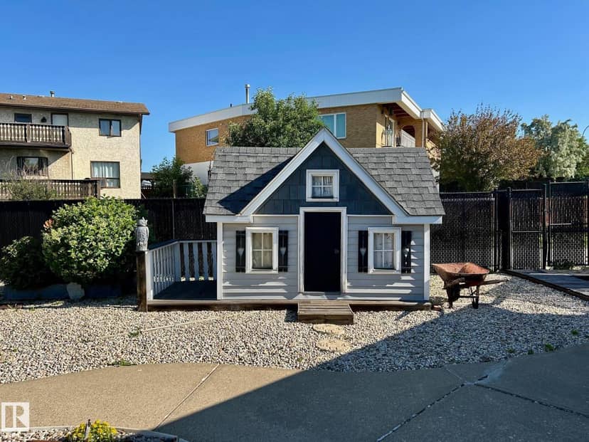 6704 152A AV NW — photo 28 of 33