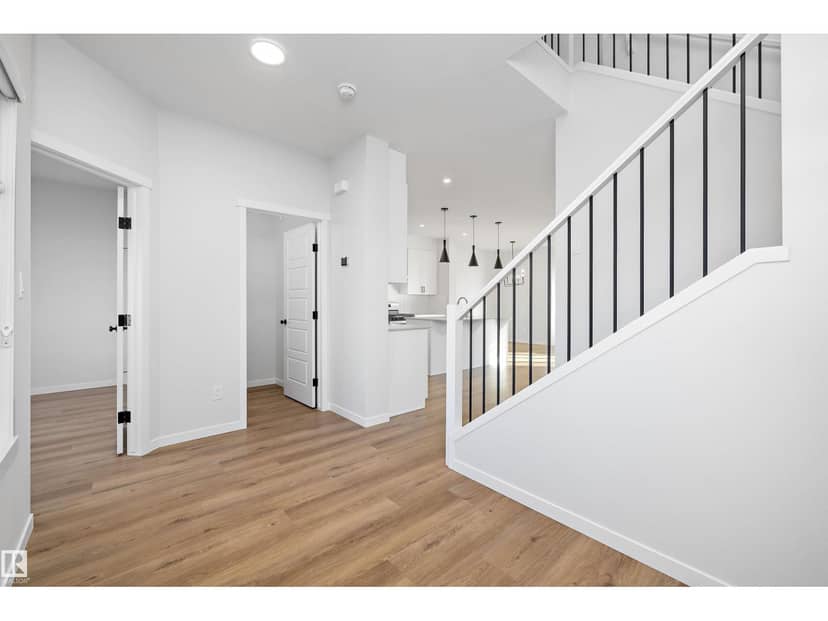6333 Greenaway Av NW, Edmonton, photo 4