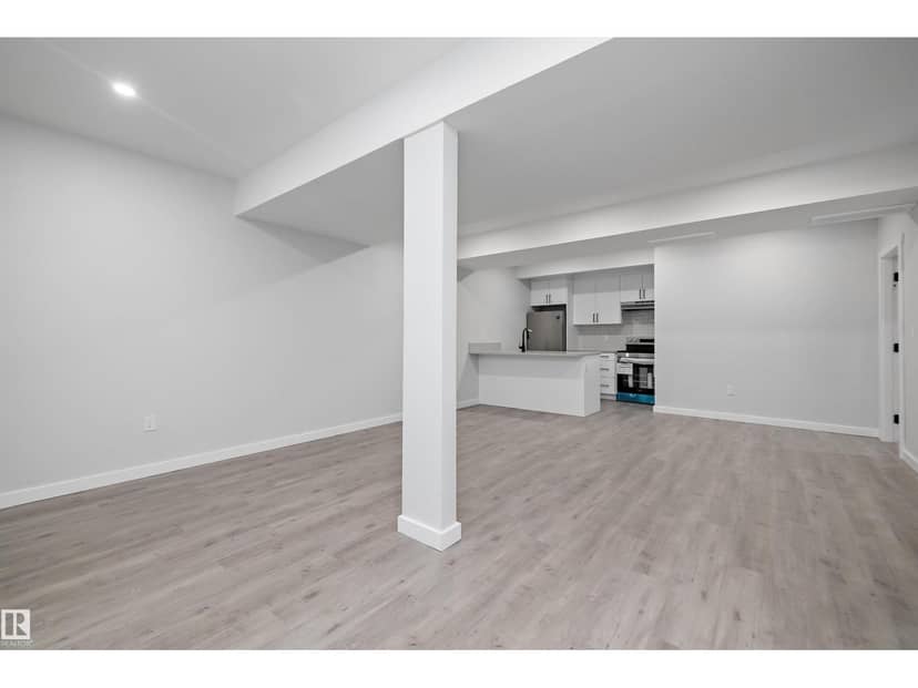 6333 Greenaway Av NW — photo 40 of 40