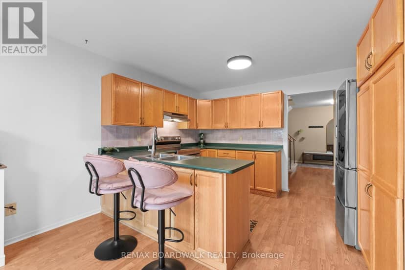 3 Moresby Drive — photo 14 of 40