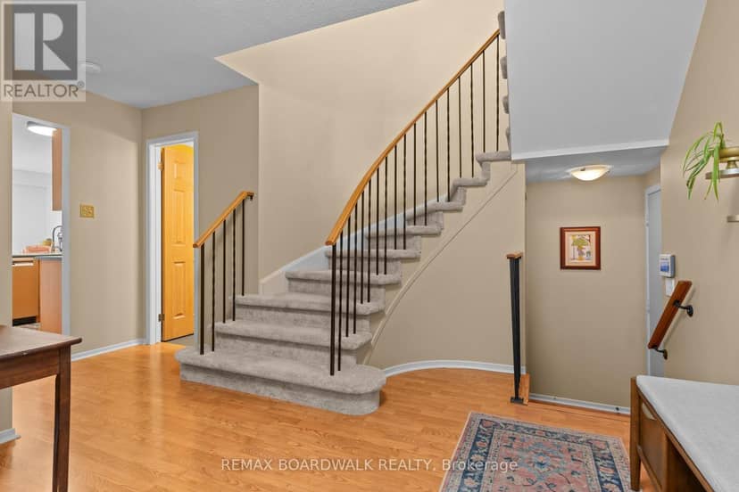 3 Moresby Drive — photo 19 of 40