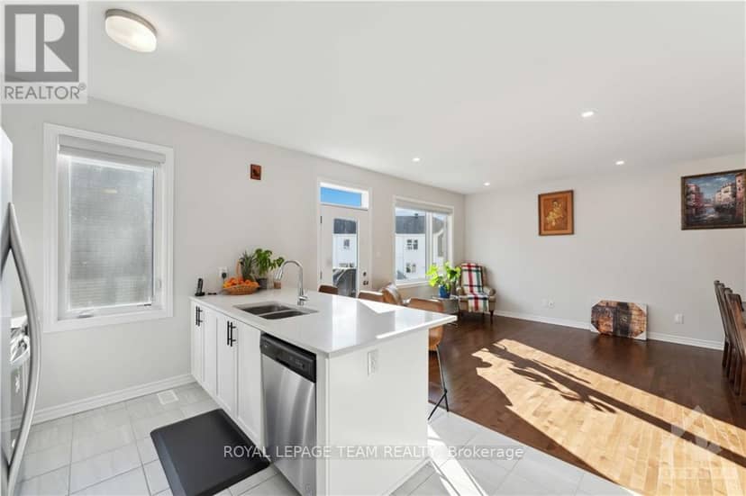 4118 Obsidian Street — photo 13 of 29