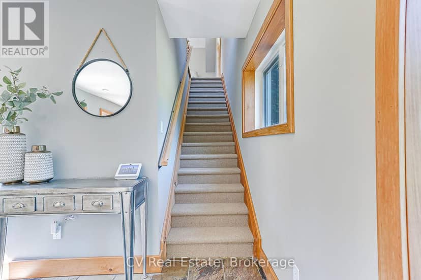 156 Chamonix Crescent — photo 12 of 40