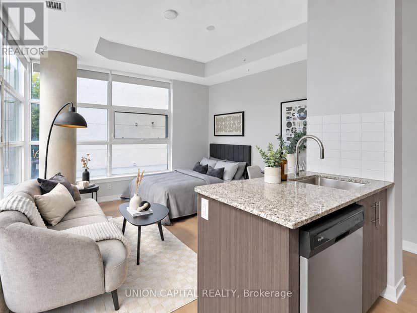 202 - 10 Willison Square, Toronto