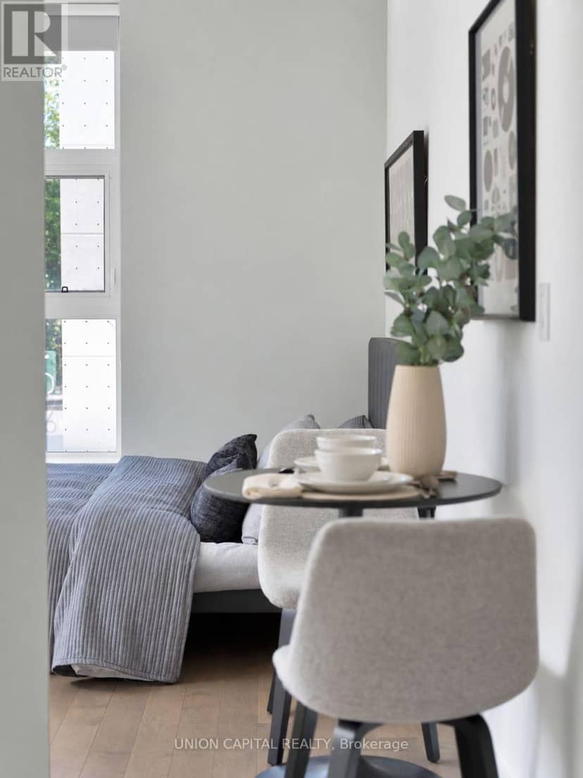 202 - 10 Willison Square, Toronto, photo 3