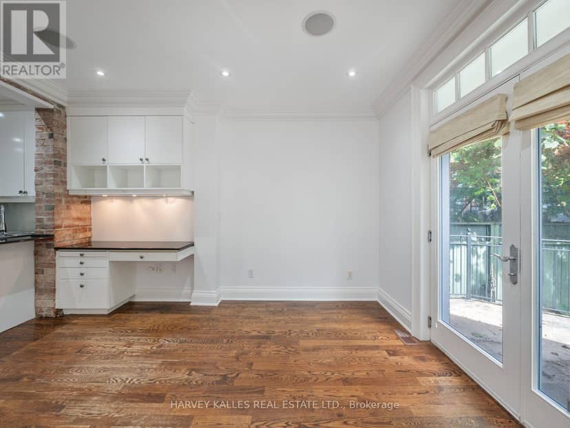 67 Warren Road — photo 10 of 29