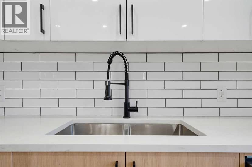 83 Ferncliff Crescent SE — photo 9 of 26