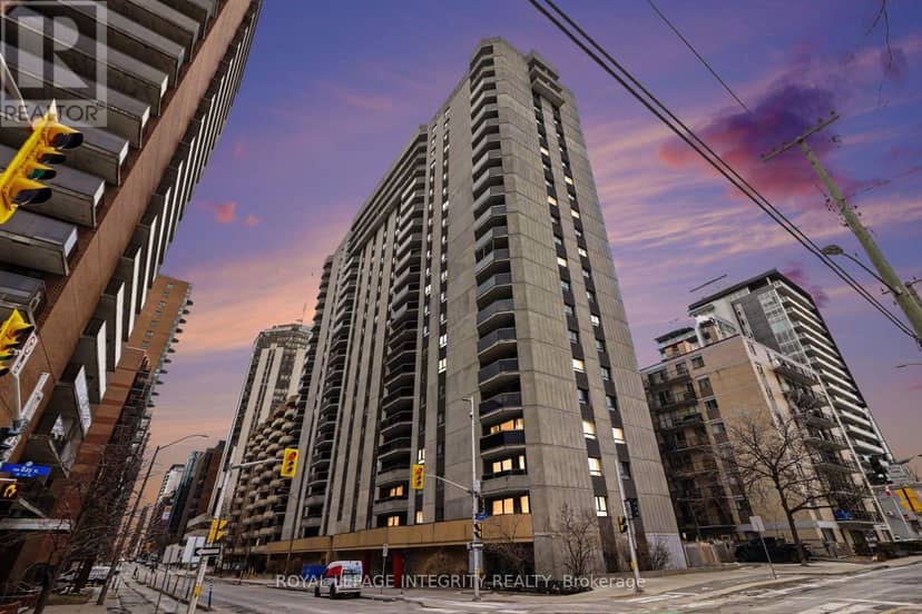 1004 - 470 Laurier Avenue W, Ottawa