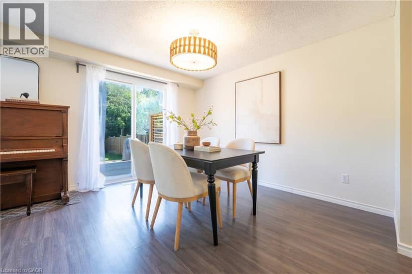 34 CAMROSE Court — photo 15 of 40