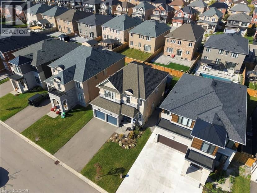 193 WHITTINGTON Drive, Ancaster, photo 2