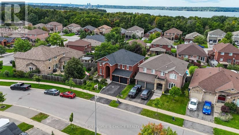 4 Imperial Crown Lane, Barrie, photo 4
