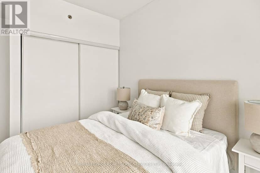 55 Speers Road — photo 11 of 24