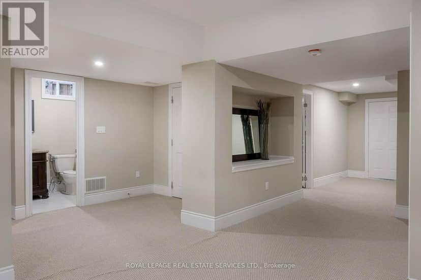125 Paliser Court — photo 35 of 40
