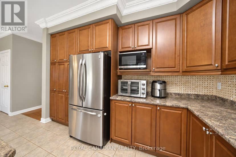 22 Janetville Street — photo 13 of 40