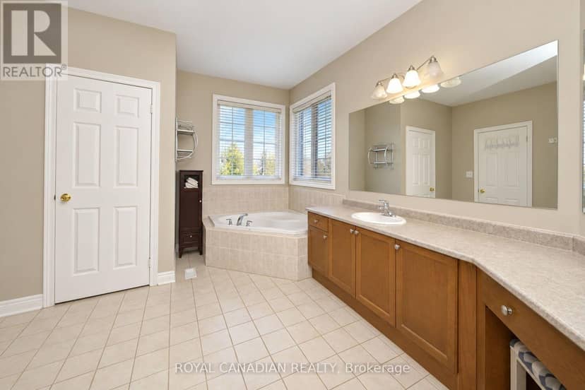 22 Janetville Street — photo 25 of 40