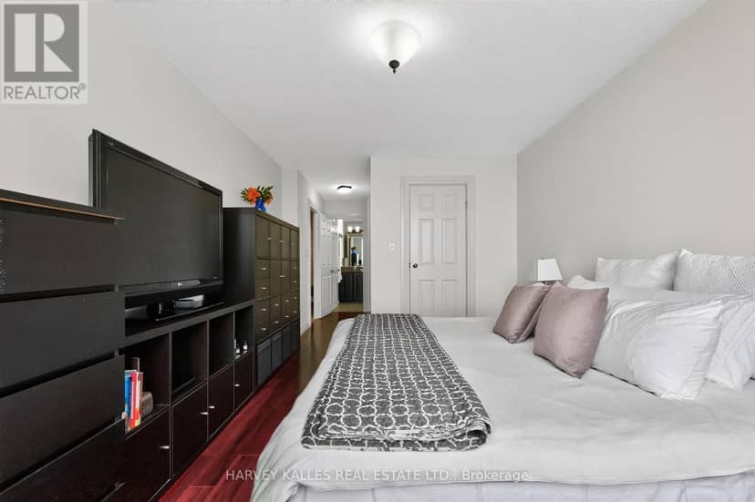 PH4 - 3605 Kariya Drive — photo 25 of 40