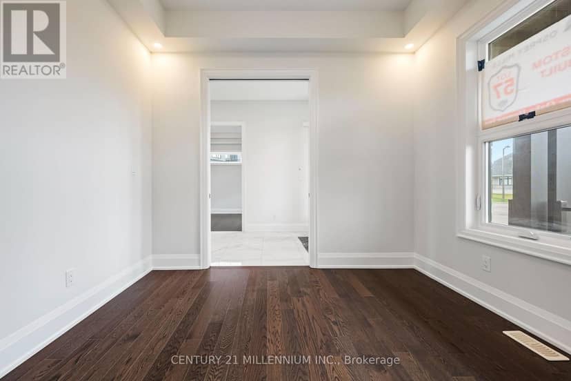 53 Holly Lane — photo 14 of 40