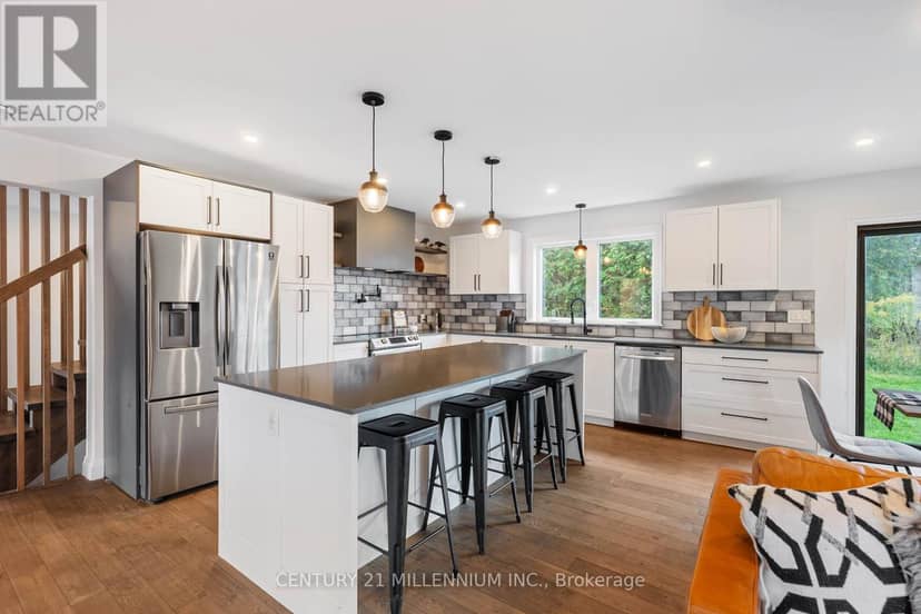 2 Amanda Street — photo 13 of 40