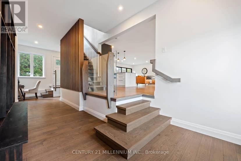 2 Amanda Street — photo 17 of 40