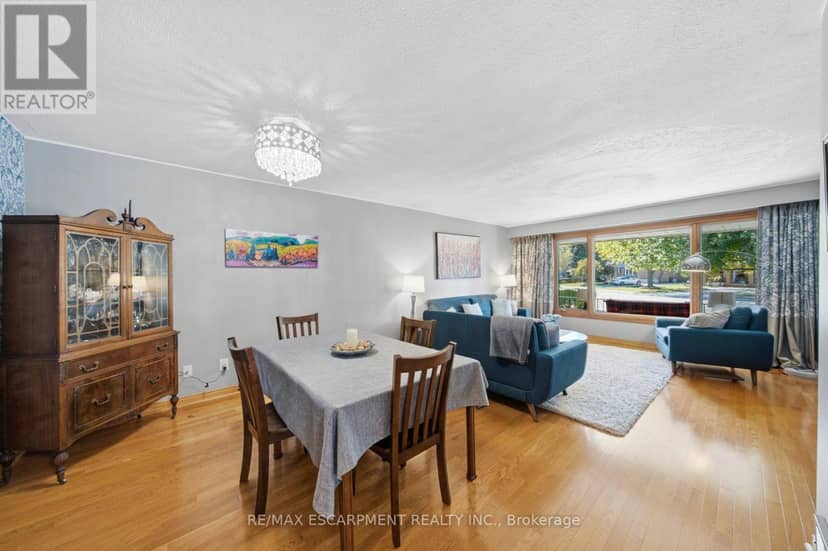 16 Redwood Court — photo 13 of 40