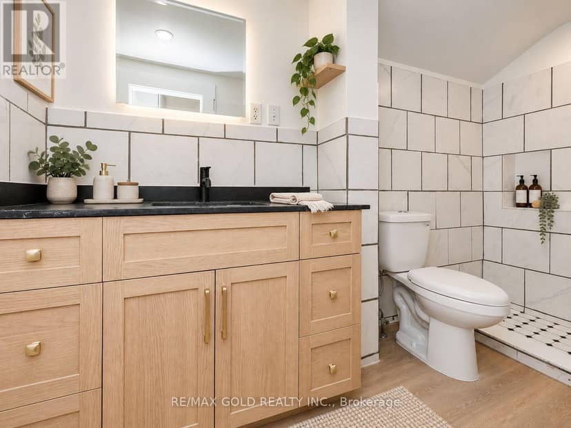 108 Norfolk Avenue — photo 29 of 40