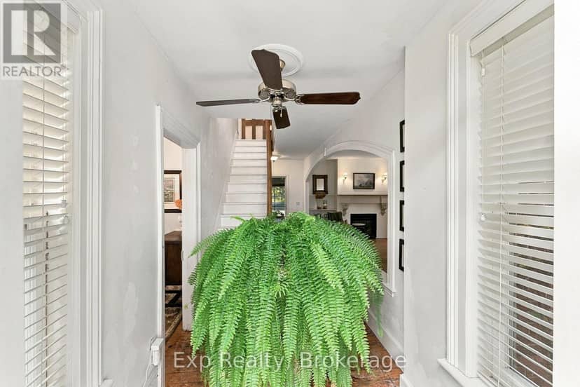 835 Brook Road N — photo 13 of 40