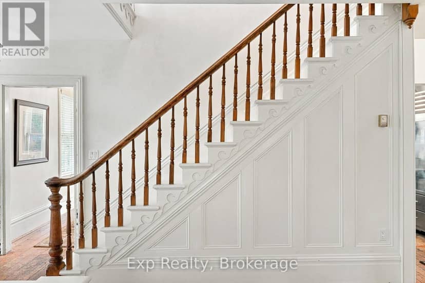 835 Brook Road N — photo 25 of 40