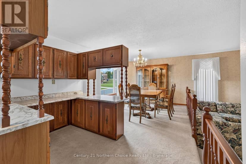 25 Cambrian Drive — photo 13 of 40