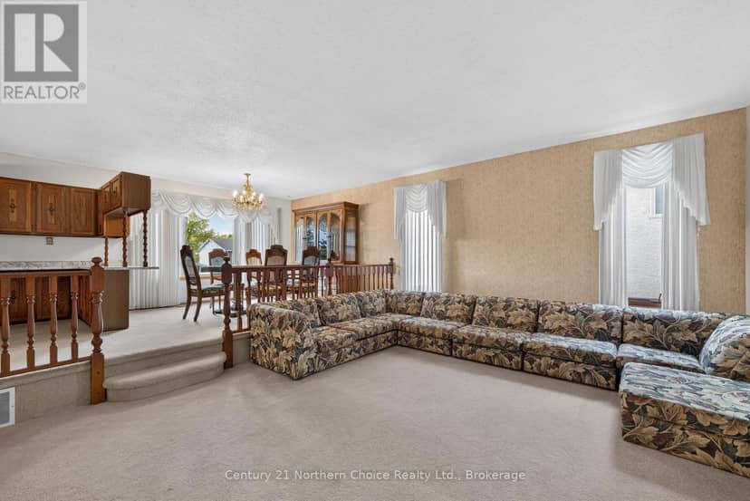 25 Cambrian Drive — photo 17 of 40