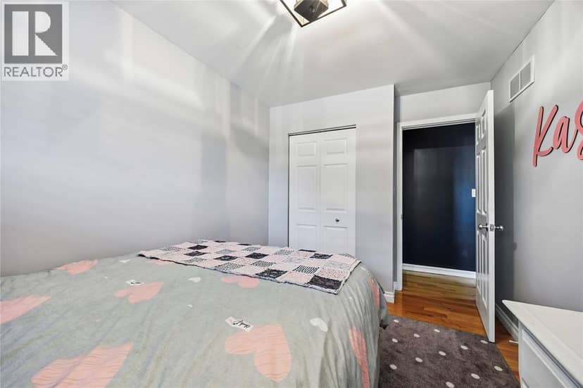 409 Huxley Avenue — photo 19 of 40
