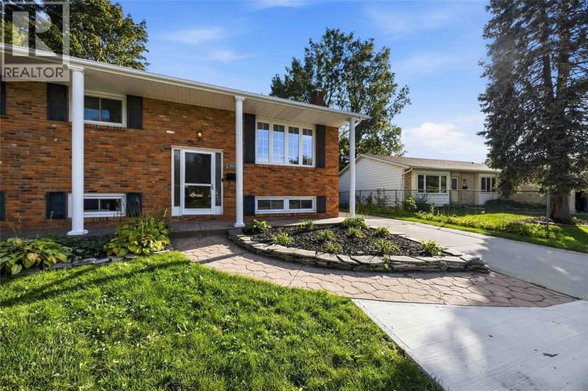 409 Huxley Avenue — photo 3 of 40