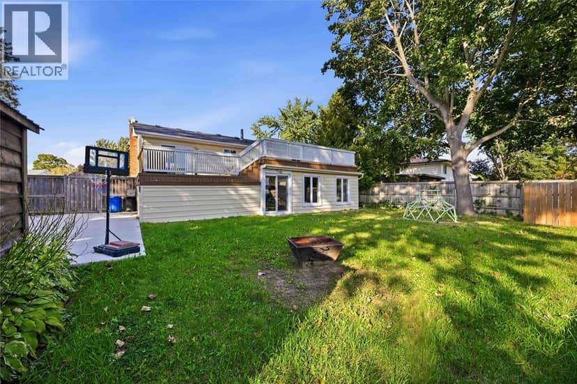 409 Huxley Avenue — photo 38 of 40